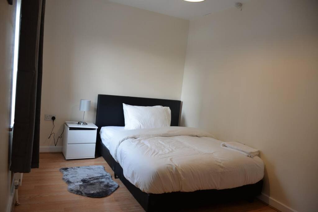 London 4 Bedroom House 외부 사진